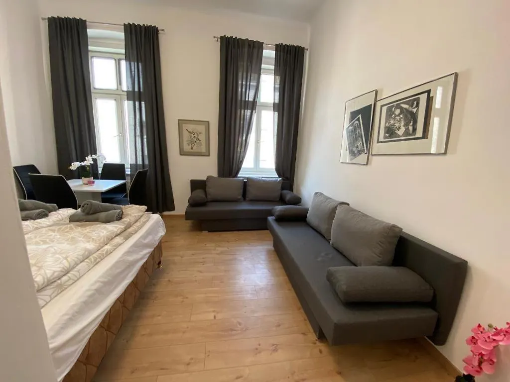 Appartamento Deluxe Quad Room Dw Vienna Austria