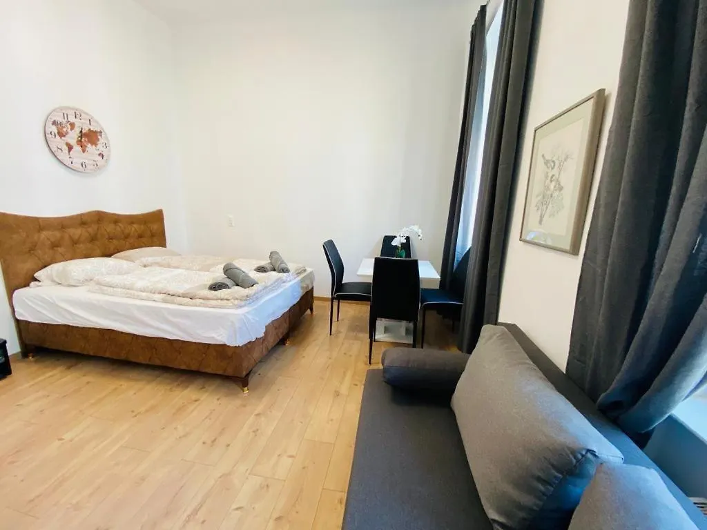 Lejlighed Deluxe Quad Room Dw Wien